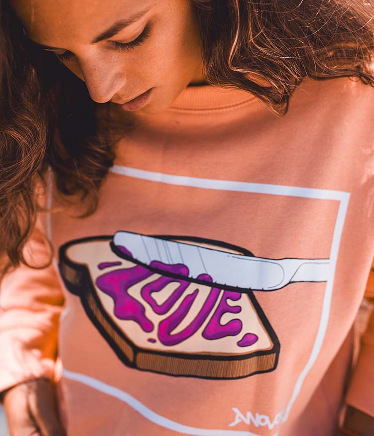 Spread Love - Jelly - Pink Sweatshirt