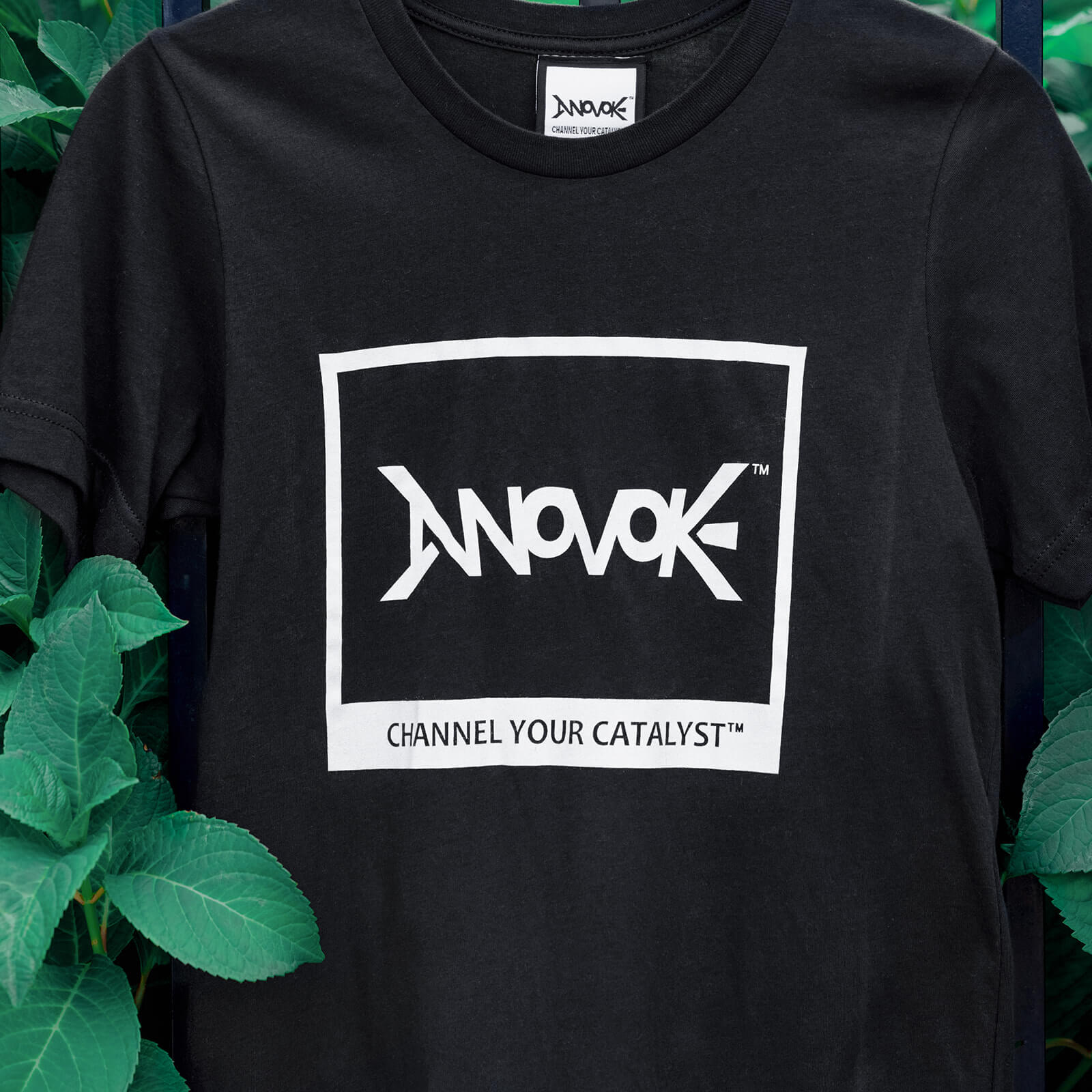 Logo + Mantra - T-Shirt