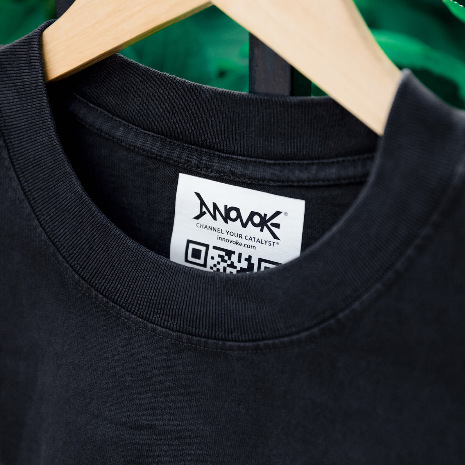 Logo + Mantra - T-Shirt