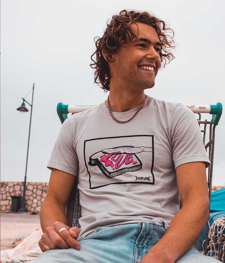 Spread Love - Jelly - T-Shirt